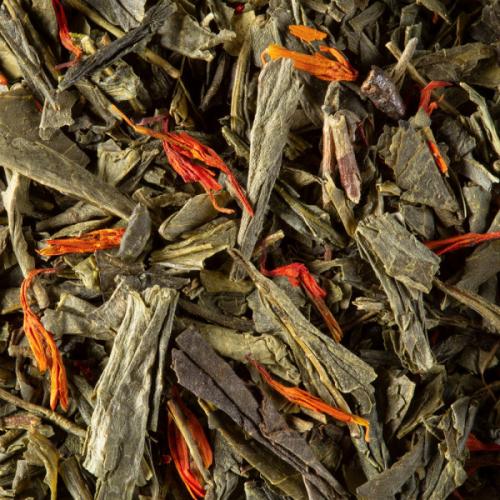 Green tea – Blackcurrant violet macaron